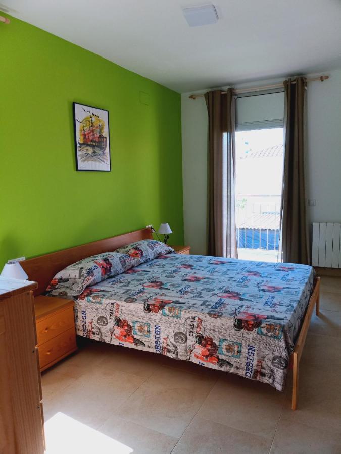 Chalet Amplio Con Jardin Y Zona Barbacoa. Reus Εξωτερικό φωτογραφία