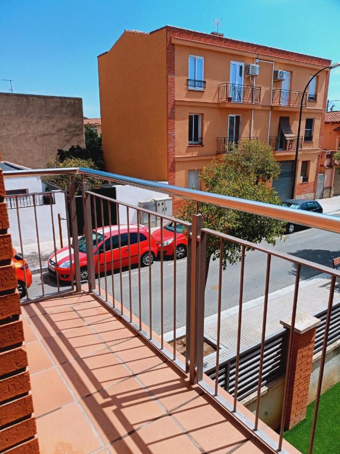 Chalet Amplio Con Jardin Y Zona Barbacoa. Reus Εξωτερικό φωτογραφία